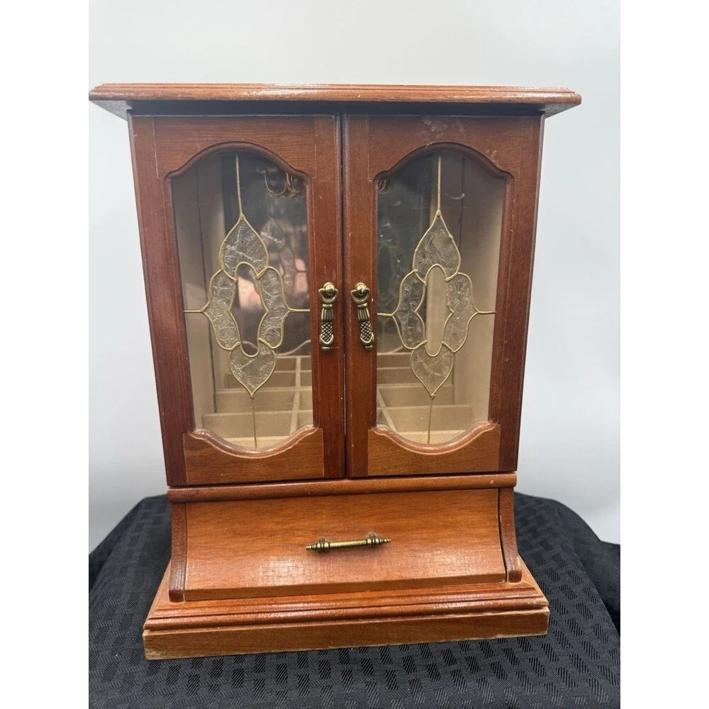 Vintage Musical Jewelry Box